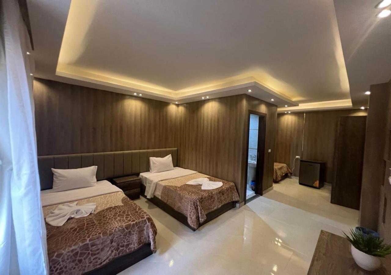 Rotana Palace Suites Cairo Exterior photo
