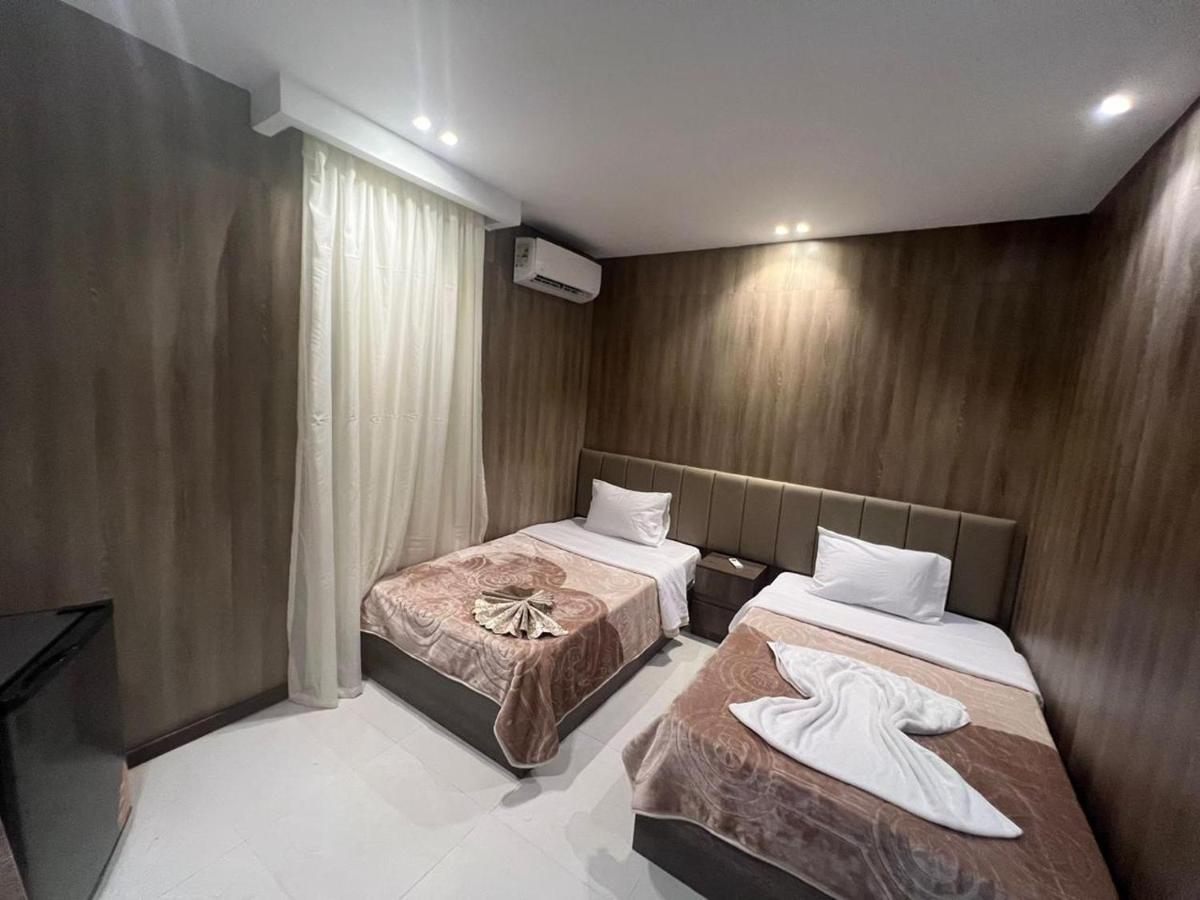 Rotana Palace Suites Cairo Exterior photo